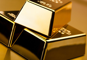 Gold bullions