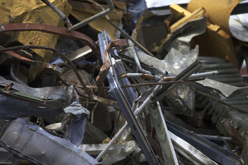 Schrottplatz mit Metallschrott