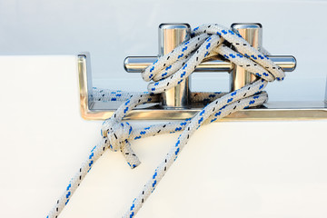 Marine unit on the boat mooring device