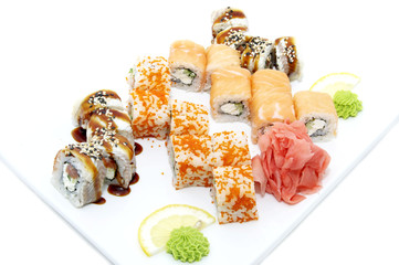 суши с икрой