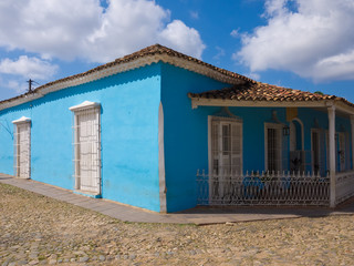 Fototapeta na wymiar Tradycyjny dom w kolonialnym mieście Trinidad na Kubie