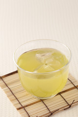冷茶、緑茶