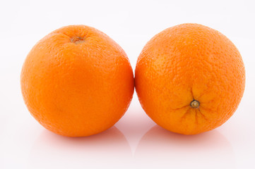 Whole oranges