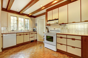 Old simple white and wood kitchen with hardwood floor. - 41005076