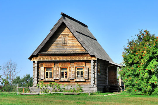 Russian national wooden house izba