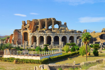 Capua Amphitheater - Capua amphitheatre 08