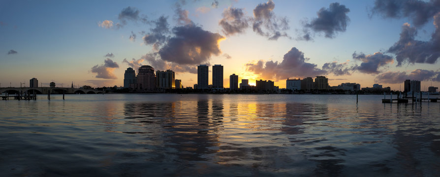 West Palm Beach, Florida, USA sunset over intercostal
