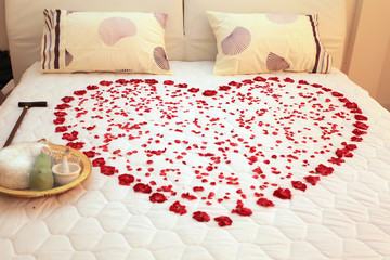 Heart on a bed of roses