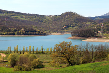 Fototapeta na wymiar Bilancino jezioro, Mugello