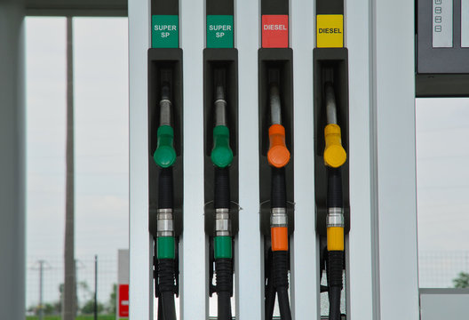 Distributore di carburanti