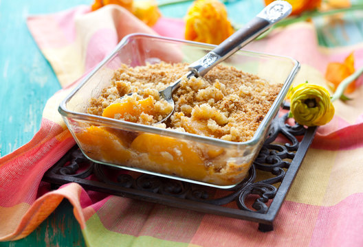 Peach Crumble