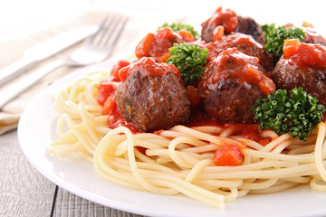 spaghetti and meatball