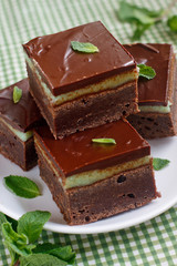 Mint and dark chocolate brownies
