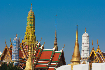 Naklejka premium Top of Thai temple in Buddha temple