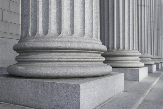 S&auml;ulen-Detail von klassizistischer Architektur in New York