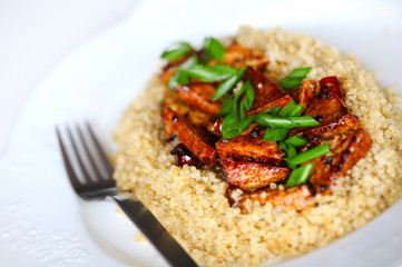 Sweet and sour tofu with quinoa and scallions - 41056867
