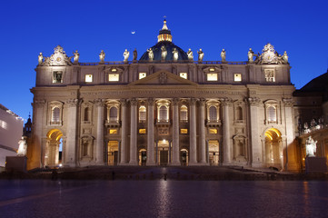 Naklejka premium Night in Saint Peter Square, Vatican City