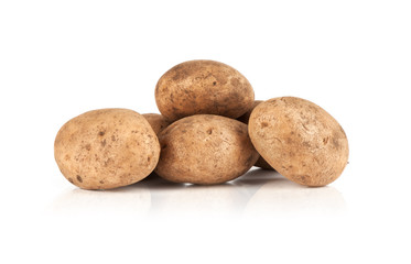 Fototapeta na wymiar Fresh potatoes on a white background