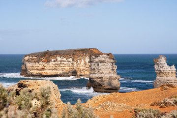 Waves from the Southern Ocean breaking over sand-stone