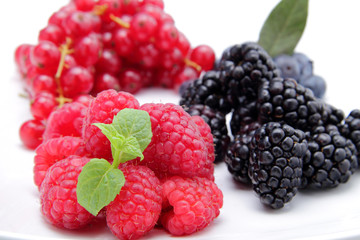 frutti di bosco mirtilli e lamponi