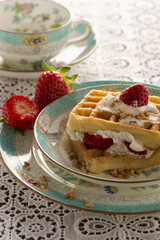 Waffel mit Erdbeeren