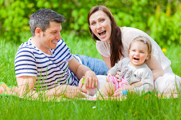 familie im park