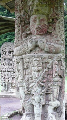 Estela C. La Gran Plaza. Copán. Honduras.