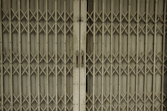 The old styled door