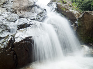 Obraz premium waterfall in the jungle, Koh Samui island, Thailand