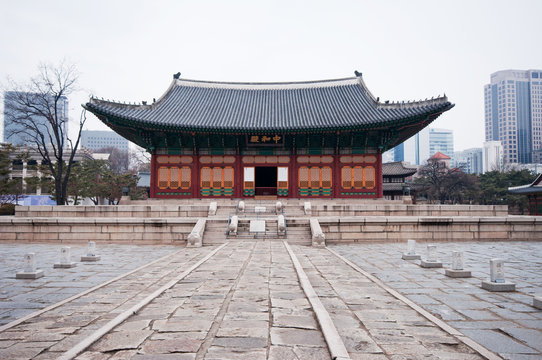the old palace in south korea