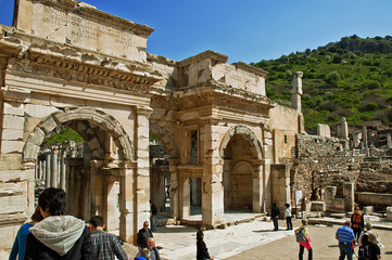 Efes Antik Kent Kütüphane 10