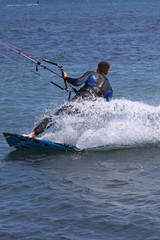 kitesurf sur les vagues