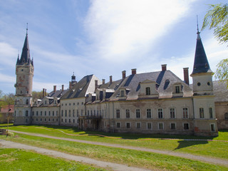 zamek w Bożkowie © petroos