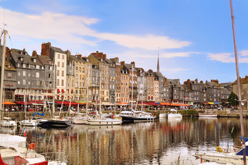 The beautiful old port of Honfleur, Normandy, France. - 41156066