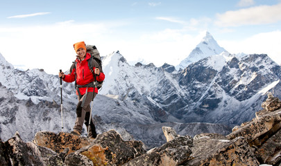 Obraz premium Hiker in Himalaya mountains
