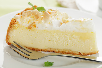 Gebackener Käsekuchen mit Baiserhaube