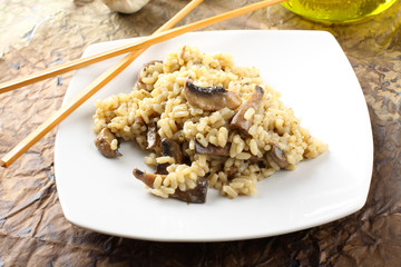 Risotto with fresh mushrooms
