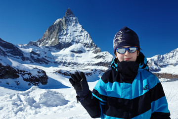 Fototapeta na wymiar Junge nasz Matterhorn