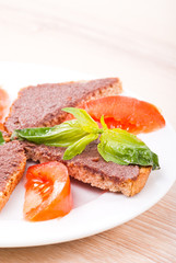 Crostinis with olive tapenade