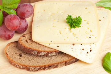 Tilsiter auf Brot