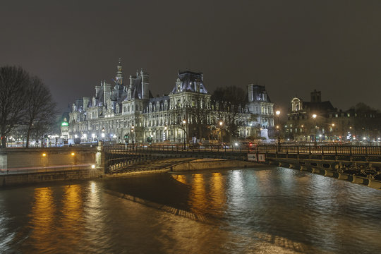 Fototapeta Hotel de ville Paris la nuit