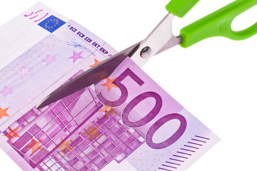 Euro Geldscheine und Schere