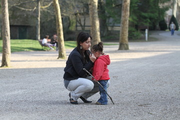 Obraz premium maman et fille cajoler