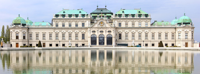 Fototapeta na wymiar Belvedere castle in Vienna