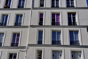 Façade claire