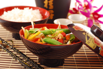oriental chicken with vegetables