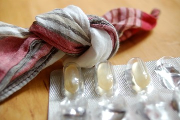 Knoten im Taschentuch - Tabletten