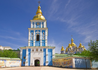 Fototapeta na wymiar Mikhailovsky Golden-Roof Cathedral