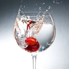 Küchenrückwand glas motiv Erdbeerspritzer © bigmikephoto