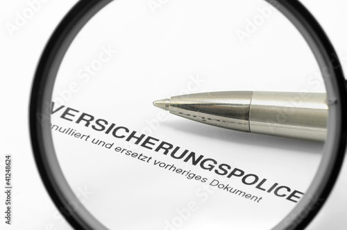 Wie Sieht Eine Versicherungspolice Aus de.fotolia.com